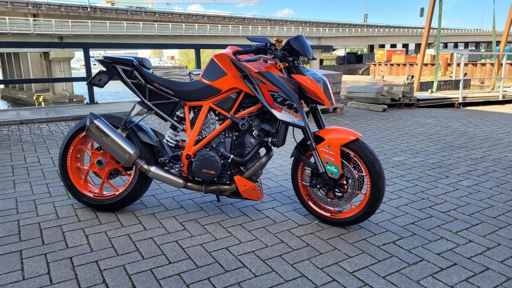 KTM Superduke 1290 R 2015|Powerparts|Evotech|Rizoma Etc., Motoren, Motoren | KTM, 2 cilinders, Motorrijbewijs A, Gebruikt, Particulier