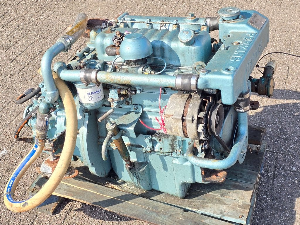 Gebruikte scheepsmotor PERKINS 4.107 dieselmotor, Watersport en Boten, Buiten- en Binnenboordmotoren, Binnenboordmotor, Viertaktmotor