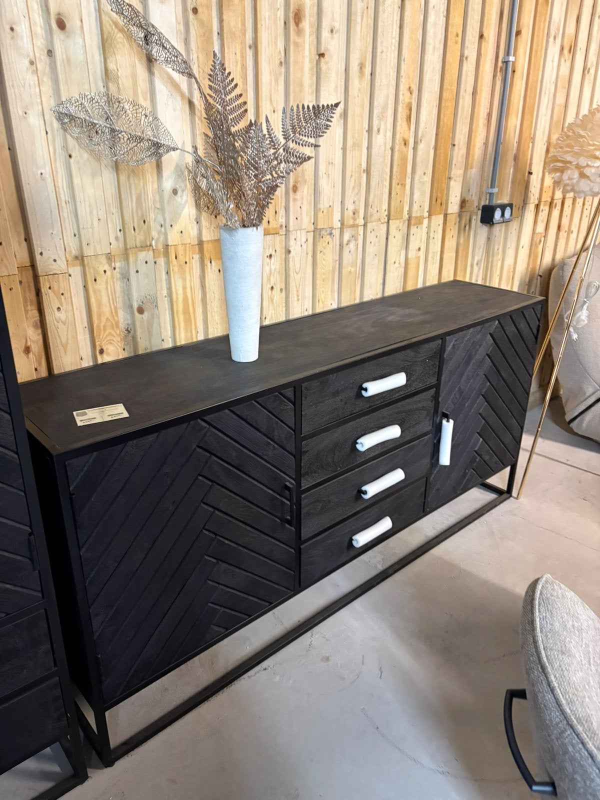 Visgraat dressoir €450,-, Huis en Inrichting, Ophalen, Nieuw, 25 tot 50 cm