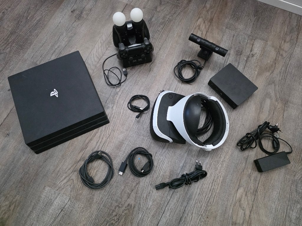 PS4 Pro 1TB met PS-VR en 2 controllers, Met 2 controllers, Ophalen of Verzenden, Zo goed als nieuw, 1 TB