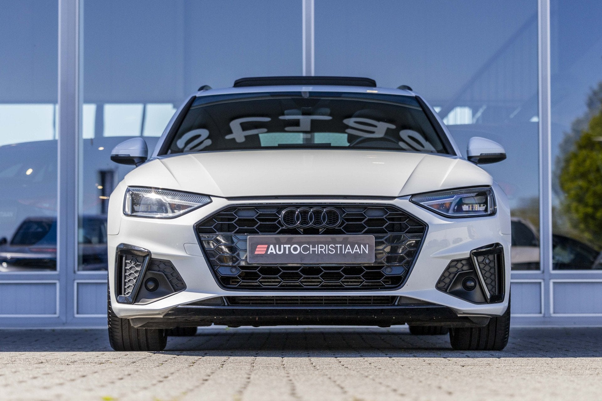 Audi A4 Avant 40 TFSI S edition Competition | Pano | Memory, 12 maanden, Gebruikt, 4 cilinders, A4