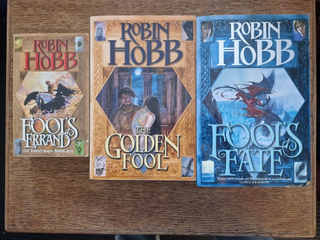 Robin Hobb - The Tawny Man Trilogie (3 boeken), Boeken, Ophalen of Verzenden, Gelezen, Robin Hobb