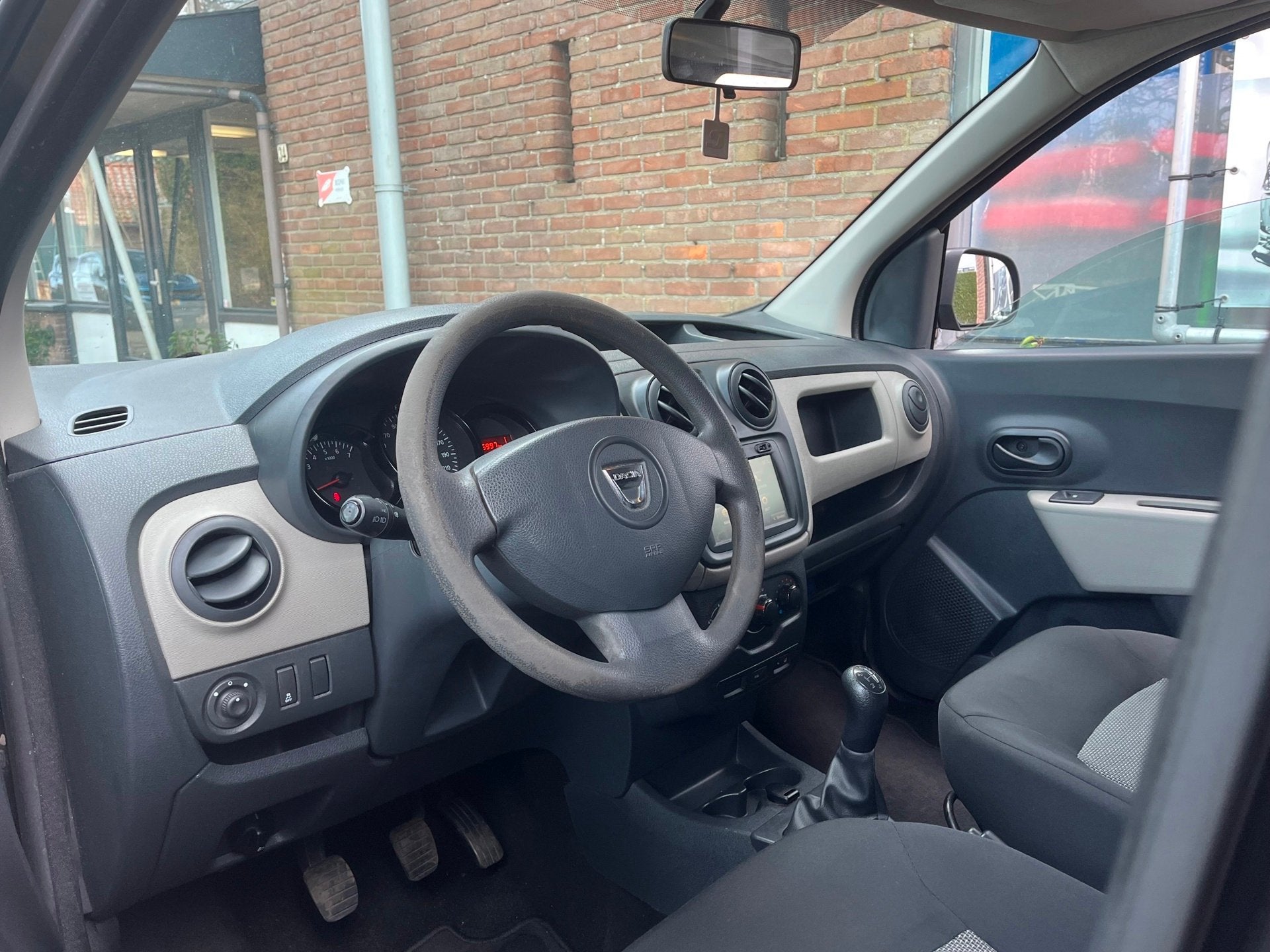 Dacia Dokker 1.5 dCi 75 Ambiance|Airco|Elec. ramen|Cv|, Auto's, Euro 5, Stof, Gebruikt, 4 cilinders
