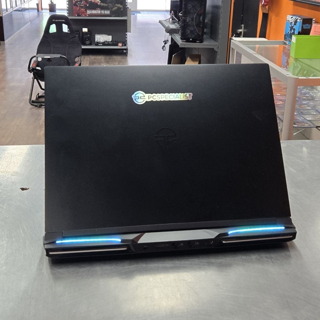 PCspecialist Recoil 18 X580WNS 8 inch Gaming Laptop QHD RTX, Flex Ltd., Zo goed als nieuw, https://flex.com/contact-us, Nobelstraat 10, 5807 GA Oostrum LB, Limburg, Nederland