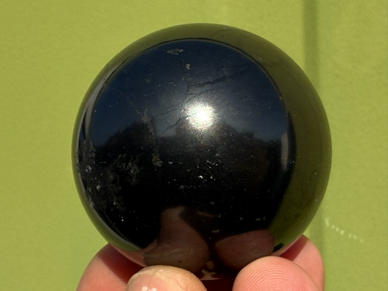 Shungite - Shungiet bol - Anti straling - Aarden - mineralen, Verzamelen, Mineralen en Fossielen, Ophalen of Verzenden, Mineraal