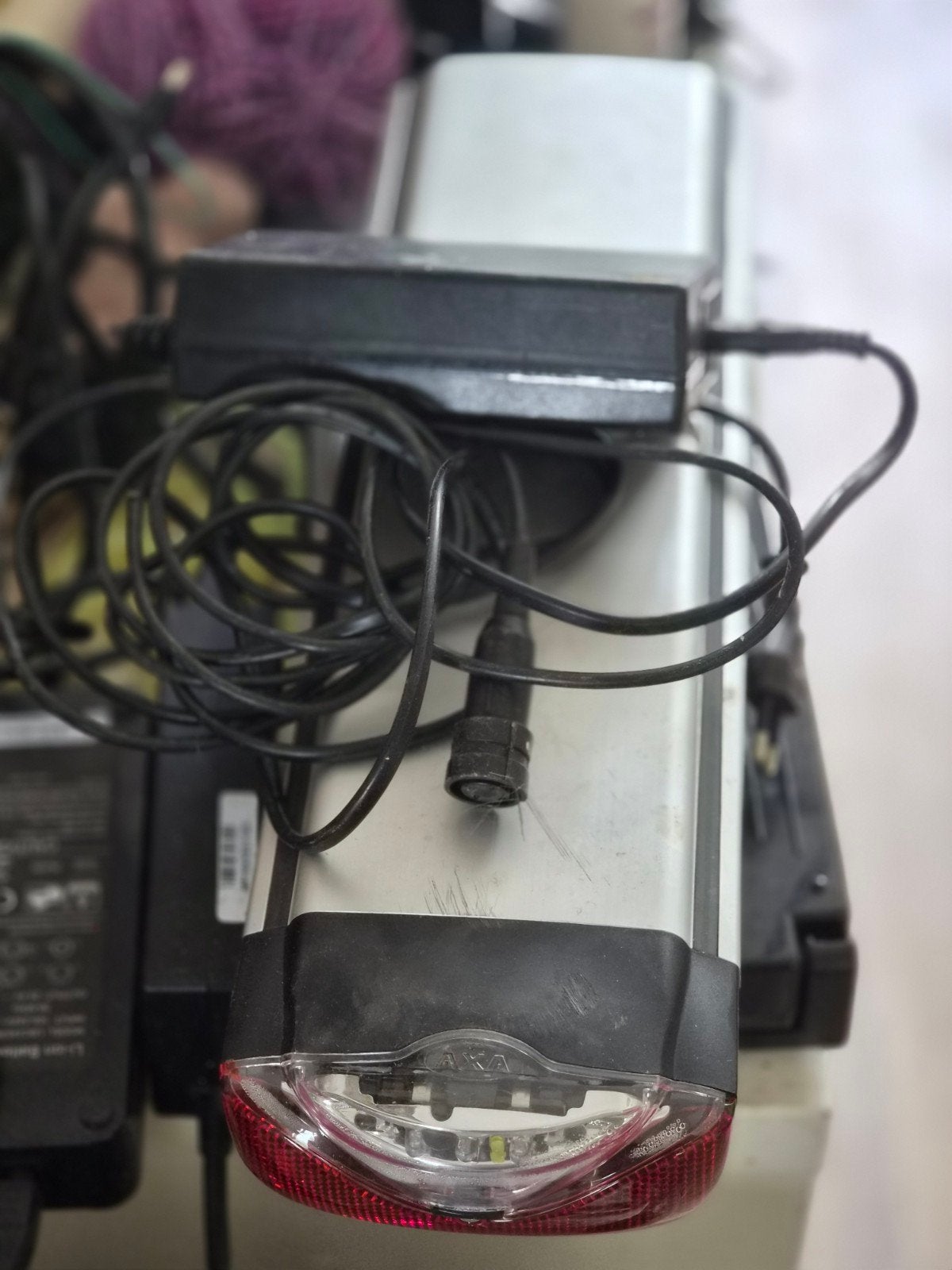 Gazelle ebike batterij met adapter, Ophalen of Verzenden, Nieuw