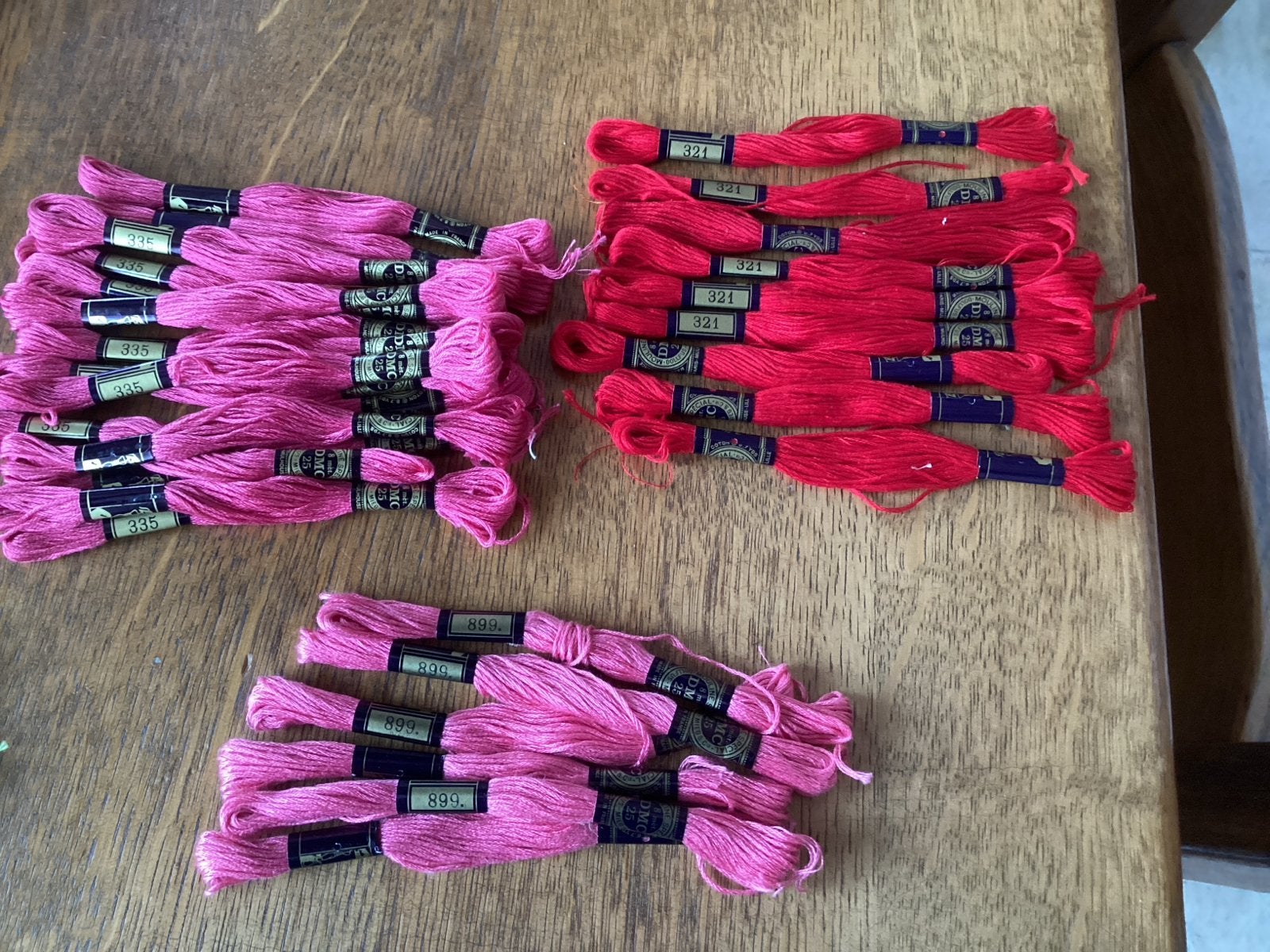 DMC borduurgaren - Diverse kleuren en aantallen, Hobby en Vrije tijd, Ophalen, Zo goed als nieuw, Handborduren, Borduurgaren of Zijde