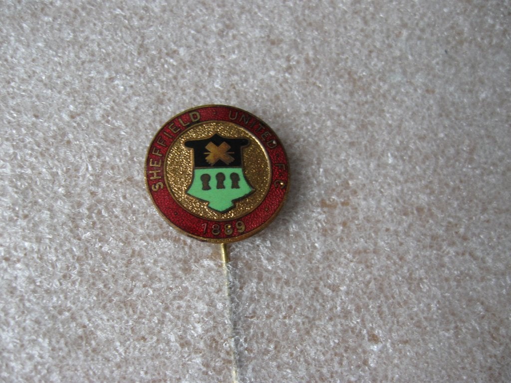 Mooie oude Emaille VOETBAL - Sheffield FC speld, Verzamelen, Speldjes, Pins en Buttons, Ophalen of Verzenden, Gebruikt, Sport