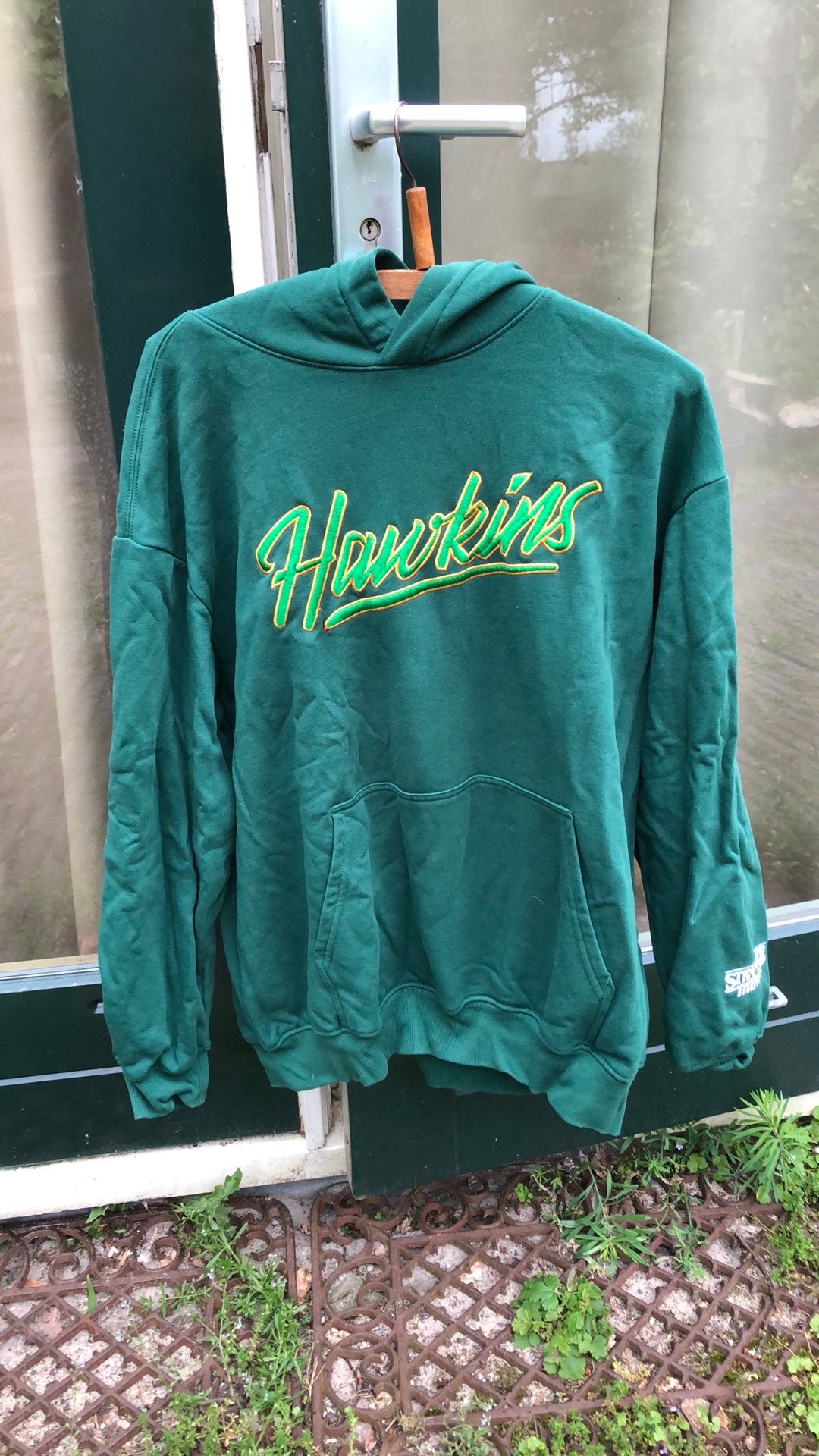 Stranger things hoody, Ophalen of Verzenden, Zo goed als nieuw, Maat 42/44 (L), Groen