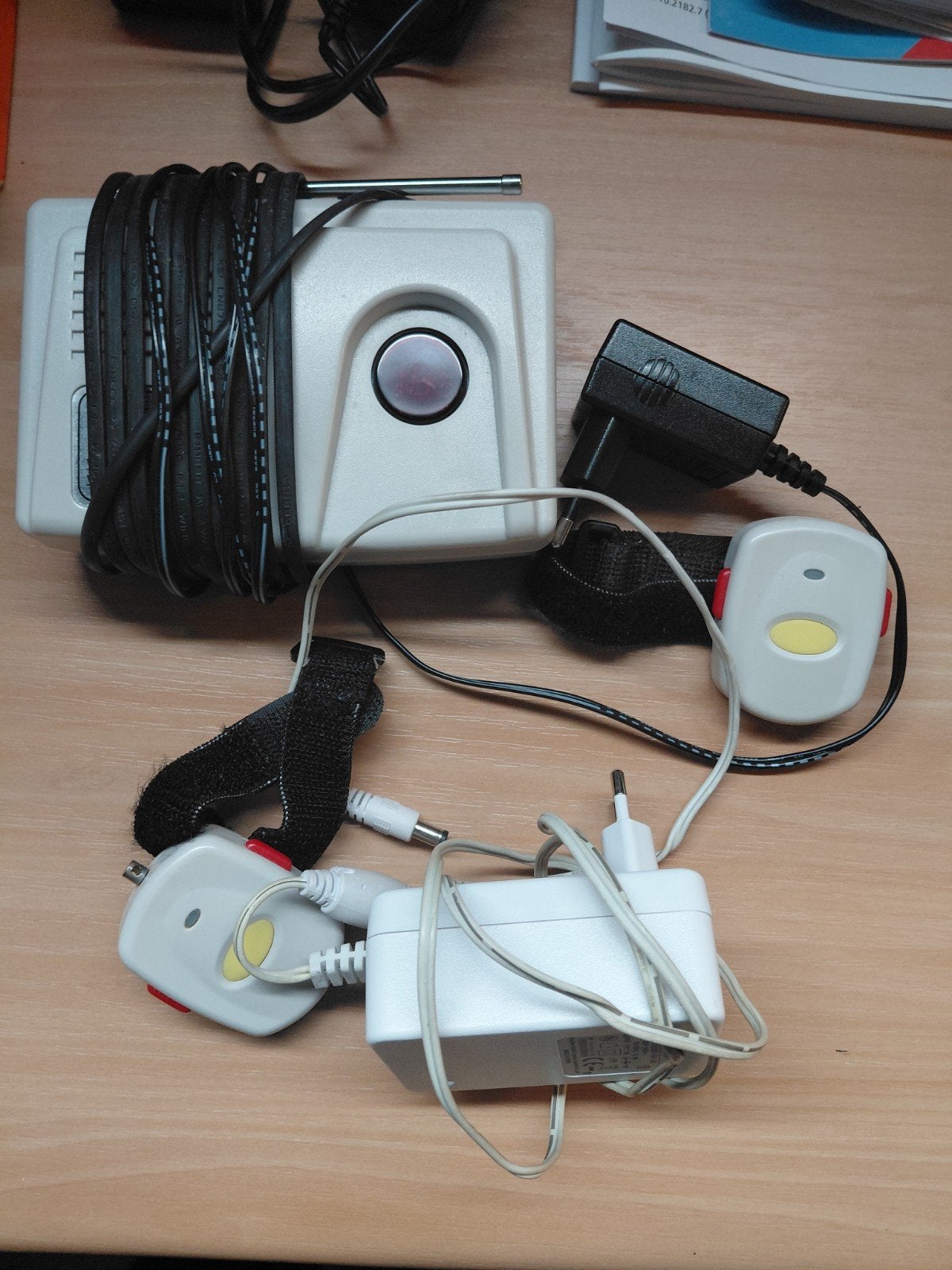 Seniorenalarm vaste telefoon met handleiding, Telecommunicatie, Ophalen of Verzenden, Gebruikt