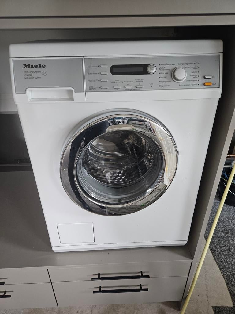 Miele wasmachine, Witgoed en Apparatuur, Wasmachines, Ophalen, Gebruikt, 1200 tot 1600 toeren, 85 tot 90 cm