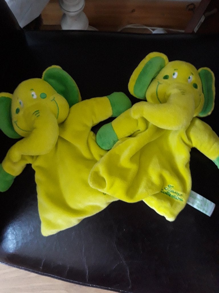 Tiamo olifant ollie twee kleurig groen knisper en rammel van, Overige karakters, Ophalen of Verzenden, Zo goed als nieuw, Wasbaar
