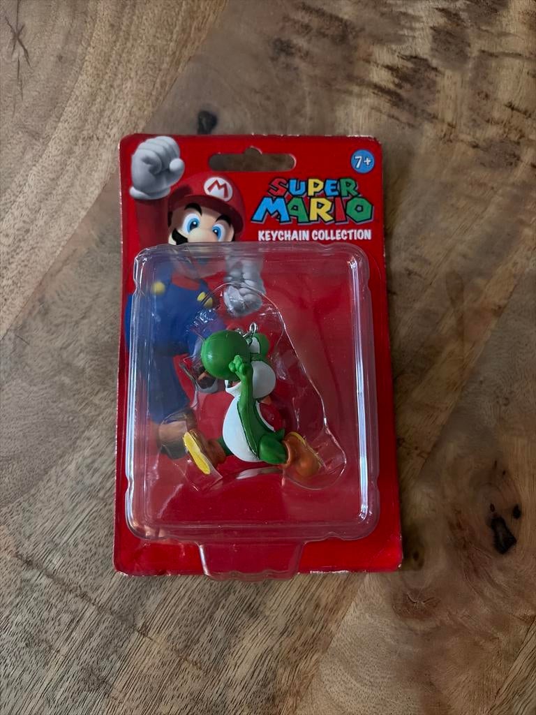 Super Mario Yoshi sleutelhanger - Nieuw in verpakking, Ophalen, Nieuw, Knuffel of Figuurtje