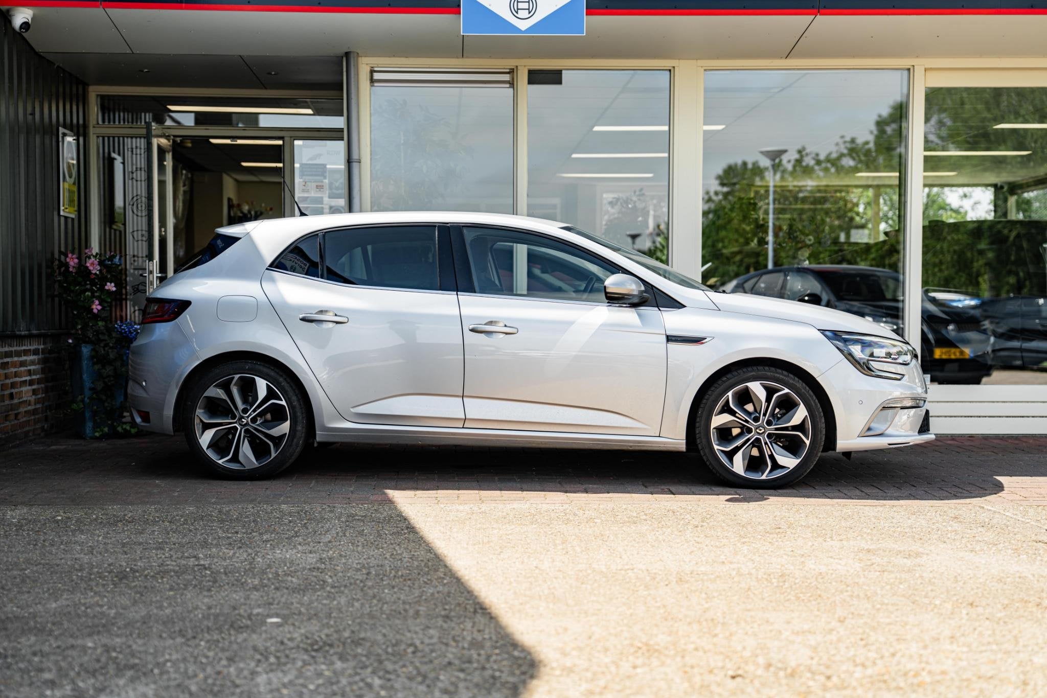 Renault Mégane 1.2 TCe GT-Line, Auto's, 12 maanden, Stof, Gebruikt, Euro 6
