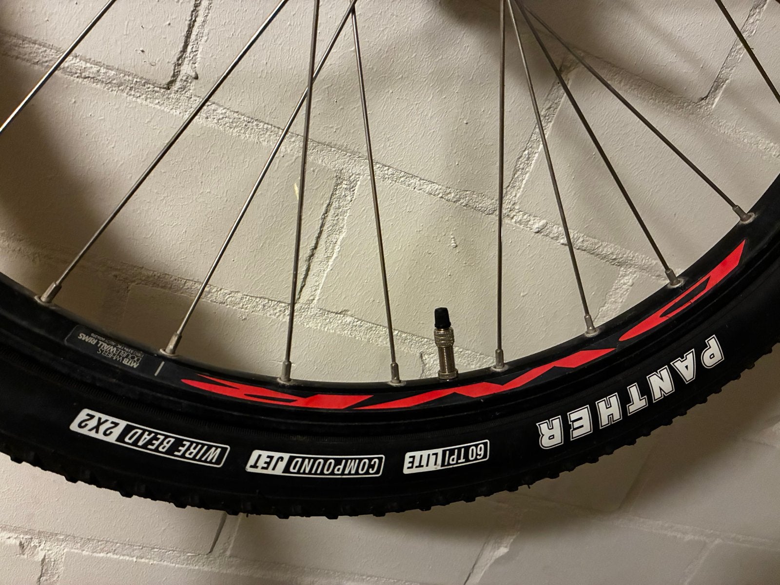 DWR disc gravelwiel met Panther band, Fietsen en Brommers, Wiel, Ophalen of Verzenden, Zo goed als nieuw, Aluminium