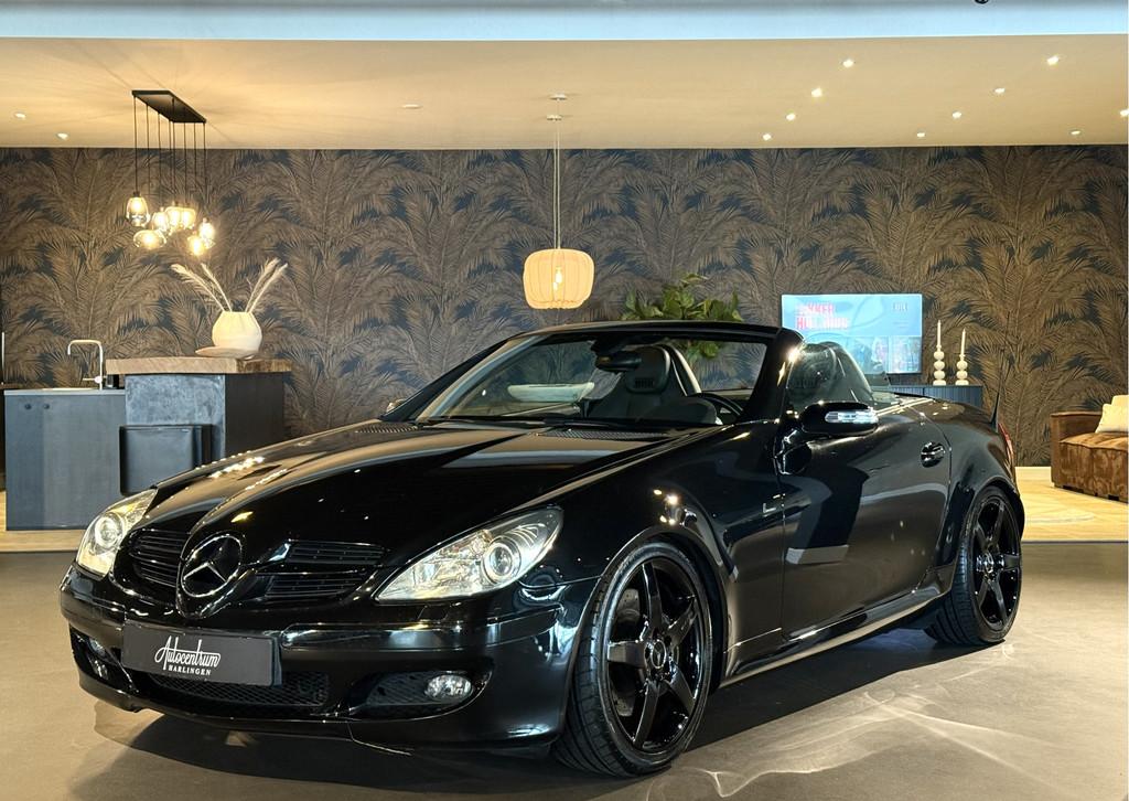Mercedes-Benz SLK 350 V6 272PK I Black on Black I 18", Auto's, Achterwielaandrijving, Gebruikt, Zwart, Cabriolet