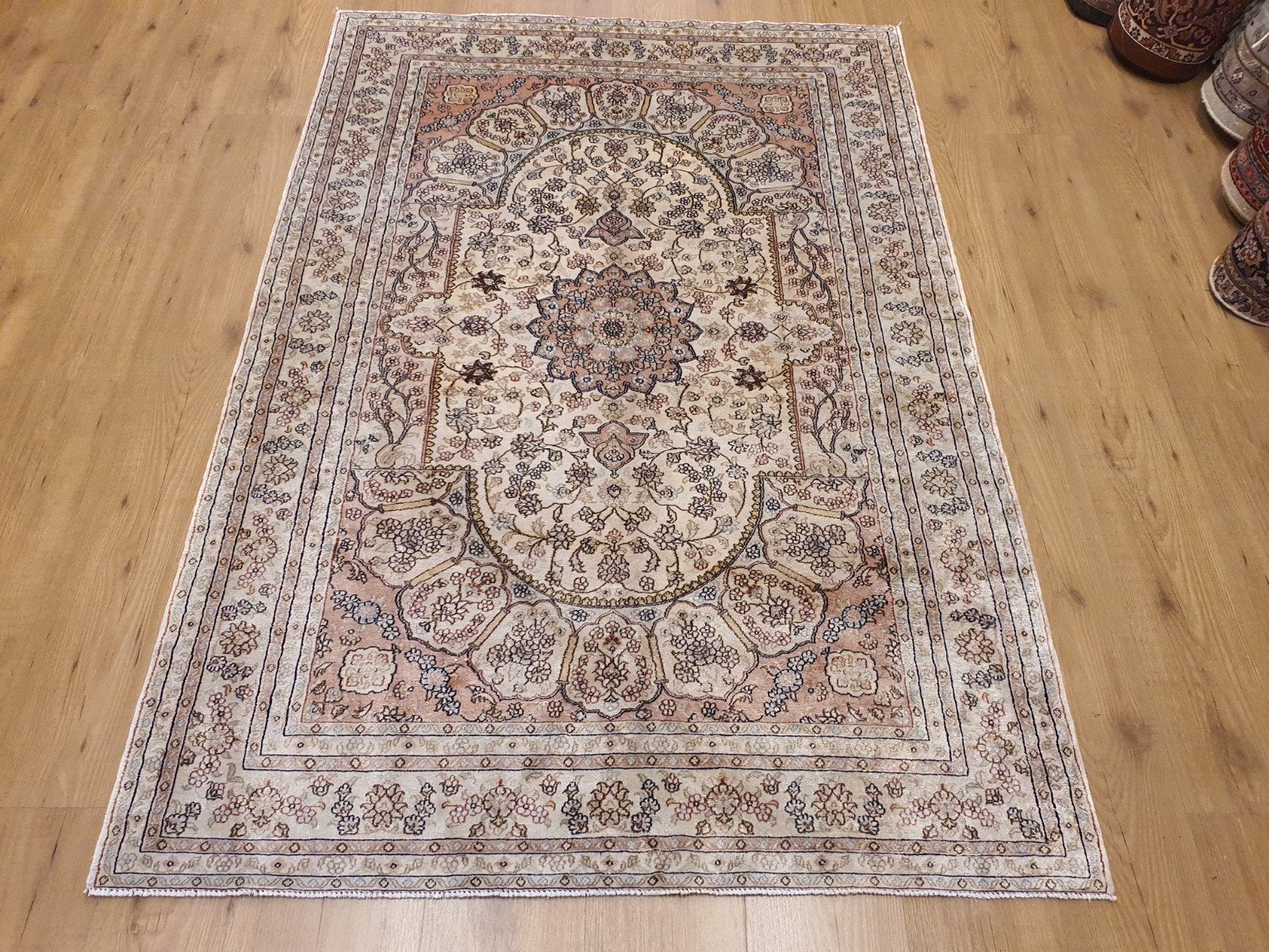 Vintage handgeknoopt oosters tapijt zijde 185x125