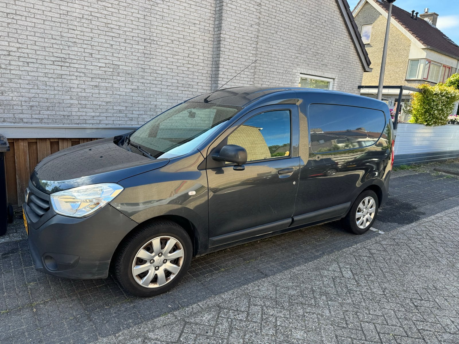 Dacia Dokker 2014, Auto's, Bestelauto's, Bedrijf, Dacia, Diesel, Euro 5, Handgeschakeld, Geïmporteerd, Zwart, Ophalen