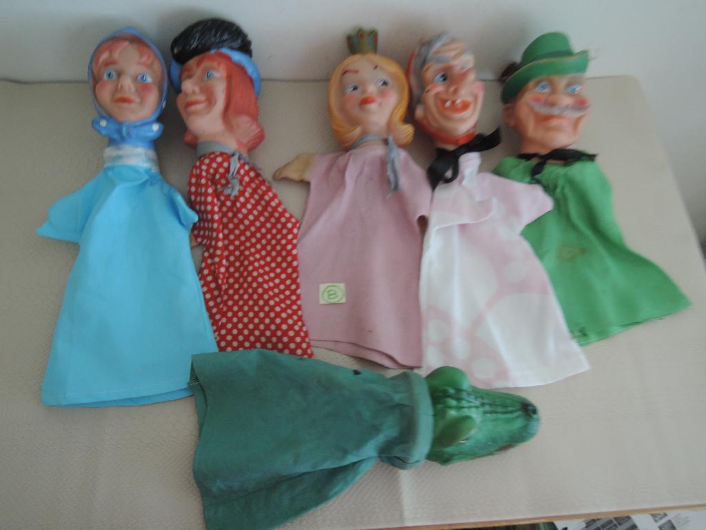 Zes ouderwetse poppenkast poppen, Ophalen of Verzenden, Gebruikt, Overige typen