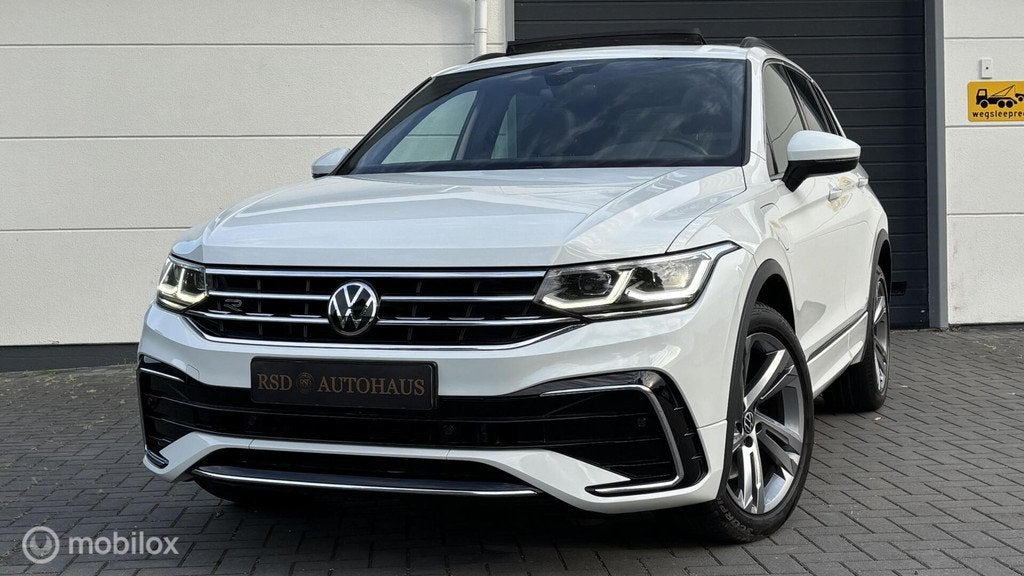 Volkswagen Tiguan 1.4 TSI eHybrid 3x R-Line panoramadak came, Auto's, Volkswagen, 1716 kg, Gebruikt, 4 cilinders, SUV of Terreinwagen