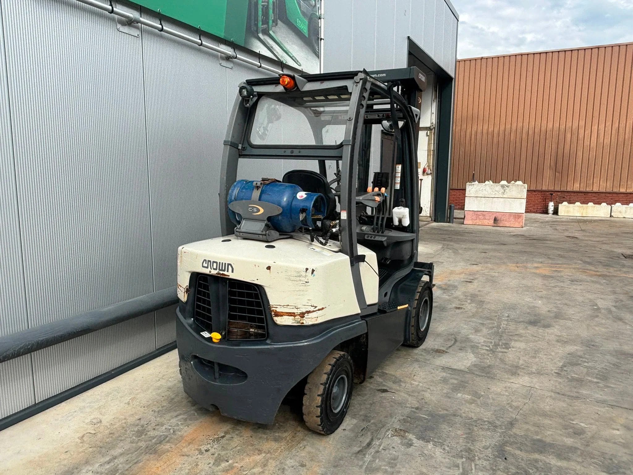Crown 2.5 Heftruck (bj 2020), Zakelijke goederen, 2000 tot 3000 kg, LPG, Heftruck, Crown