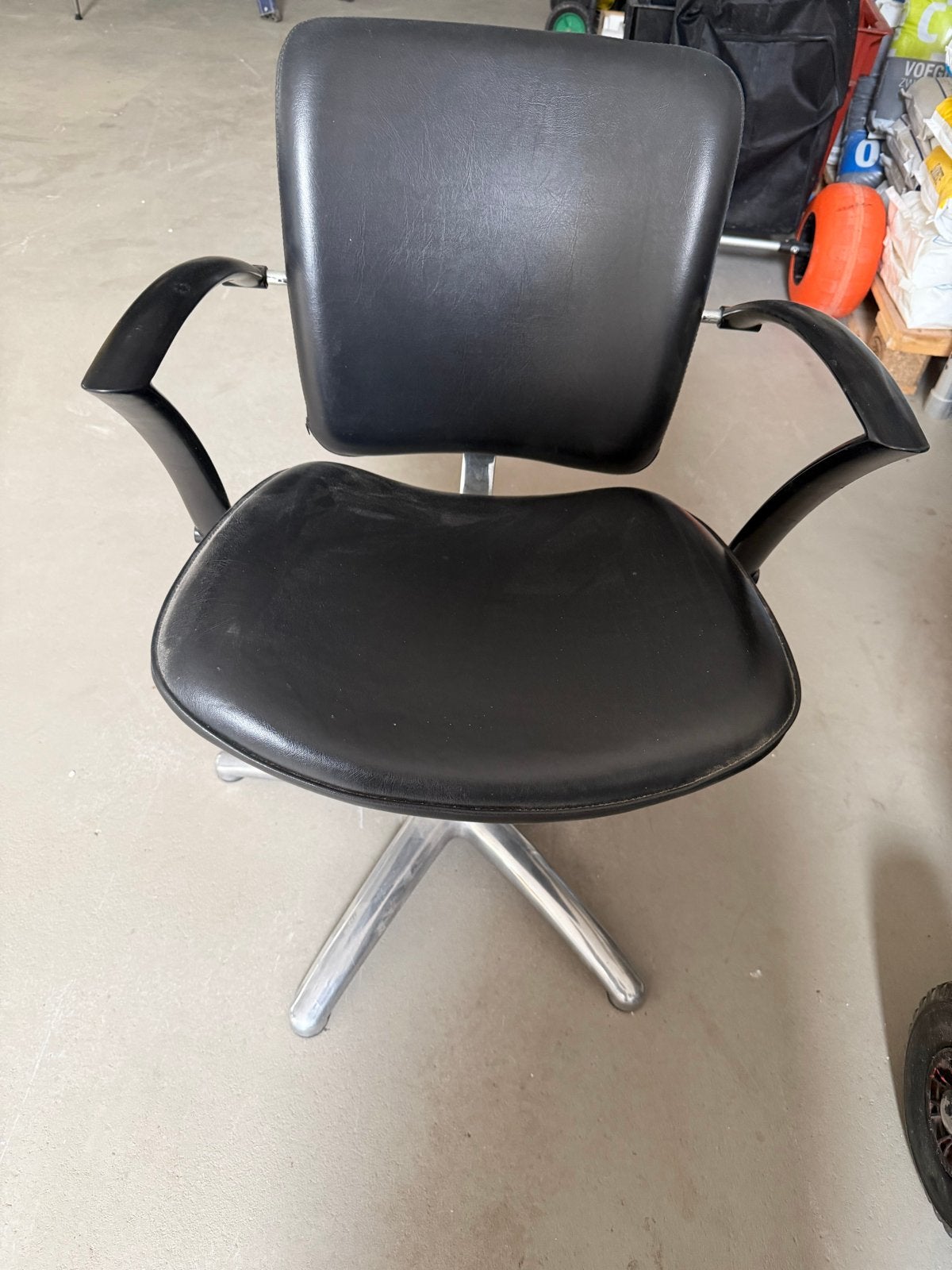 Kappersstoel, Huis en Inrichting, Stoelen, Ophalen, Zwart, Leer, Zo goed als nieuw