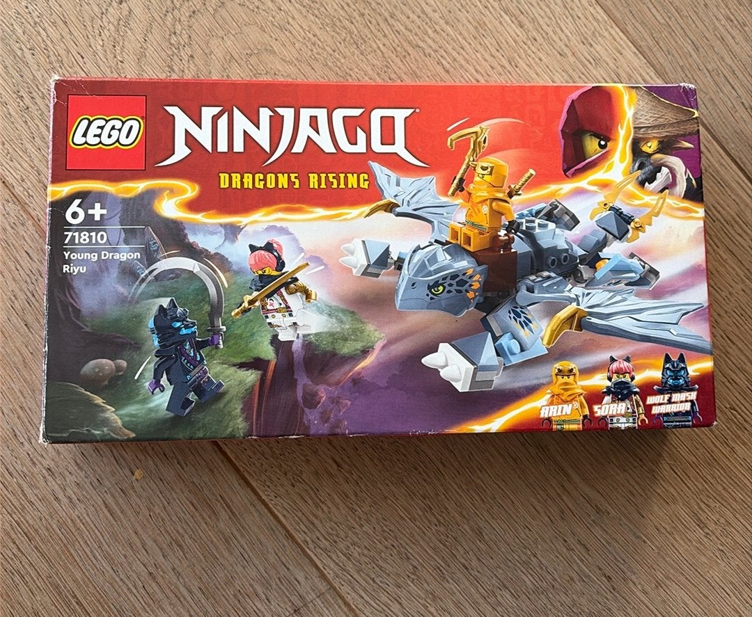 LEGO Ninjago 71810 Jonge Draak Riyu - Compleet met doos, Ophalen of Verzenden, Zo goed als nieuw