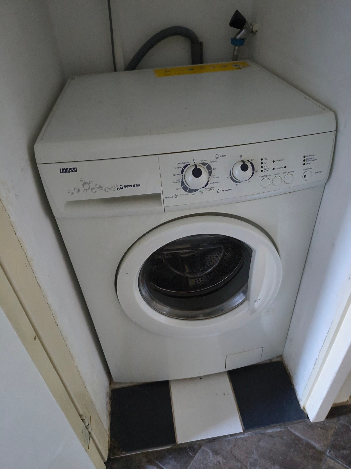 Zanussi zwf 3125 Voorlader Wasmachine -  Goede Staat, Ophalen, Gebruikt, 85 tot 90 cm, 1200 tot 1600 toeren