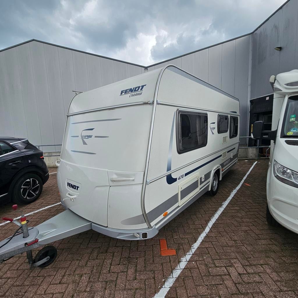 Prachtige Fendt Saphir 470 TFB (2010) – 1500kg as, Caravans en Kamperen, Caravans, Rondzit, Ringverwarming, Particulier, Fendt