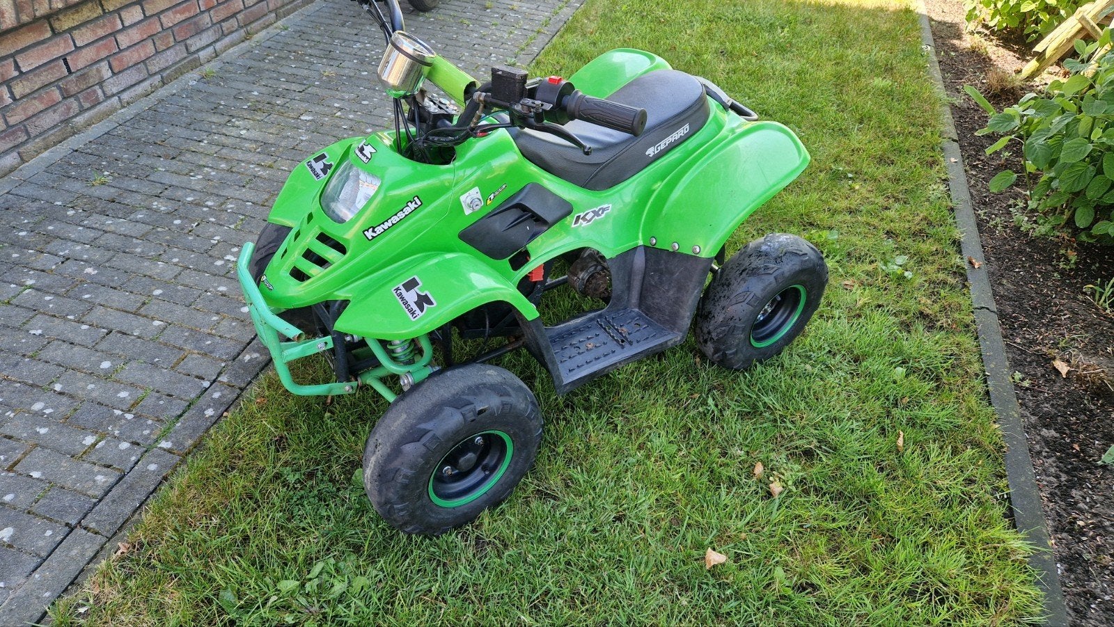Leuke elektrische quad voor kinderen, Ophalen of Verzenden, Gebruikt
