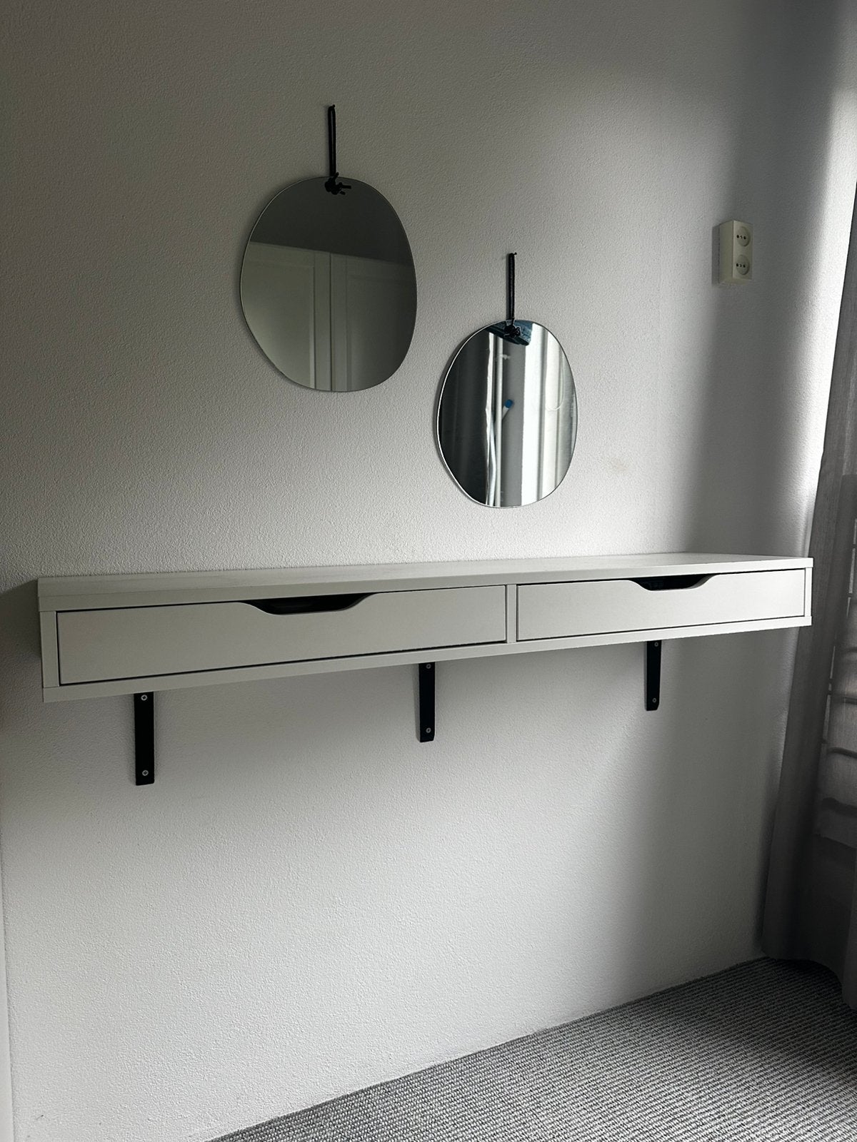 Ikea zwevend bureau, Ophalen, Gebruikt