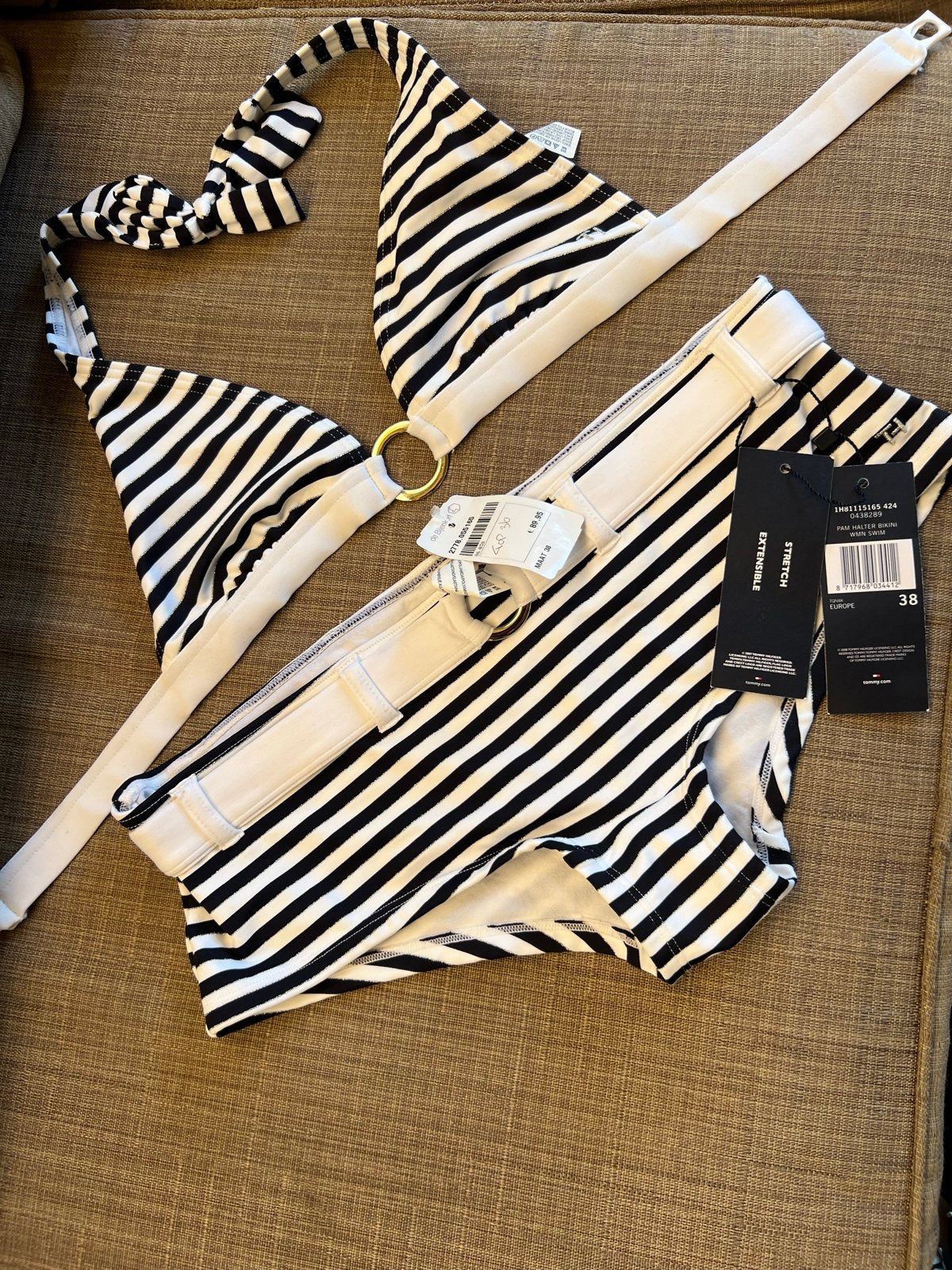 Nieuw Tommy Hilfiger Bikini - Top Maat 36, Broekje Maat 38, Ophalen of Verzenden, Nieuw, Meerkleurig, Bikini