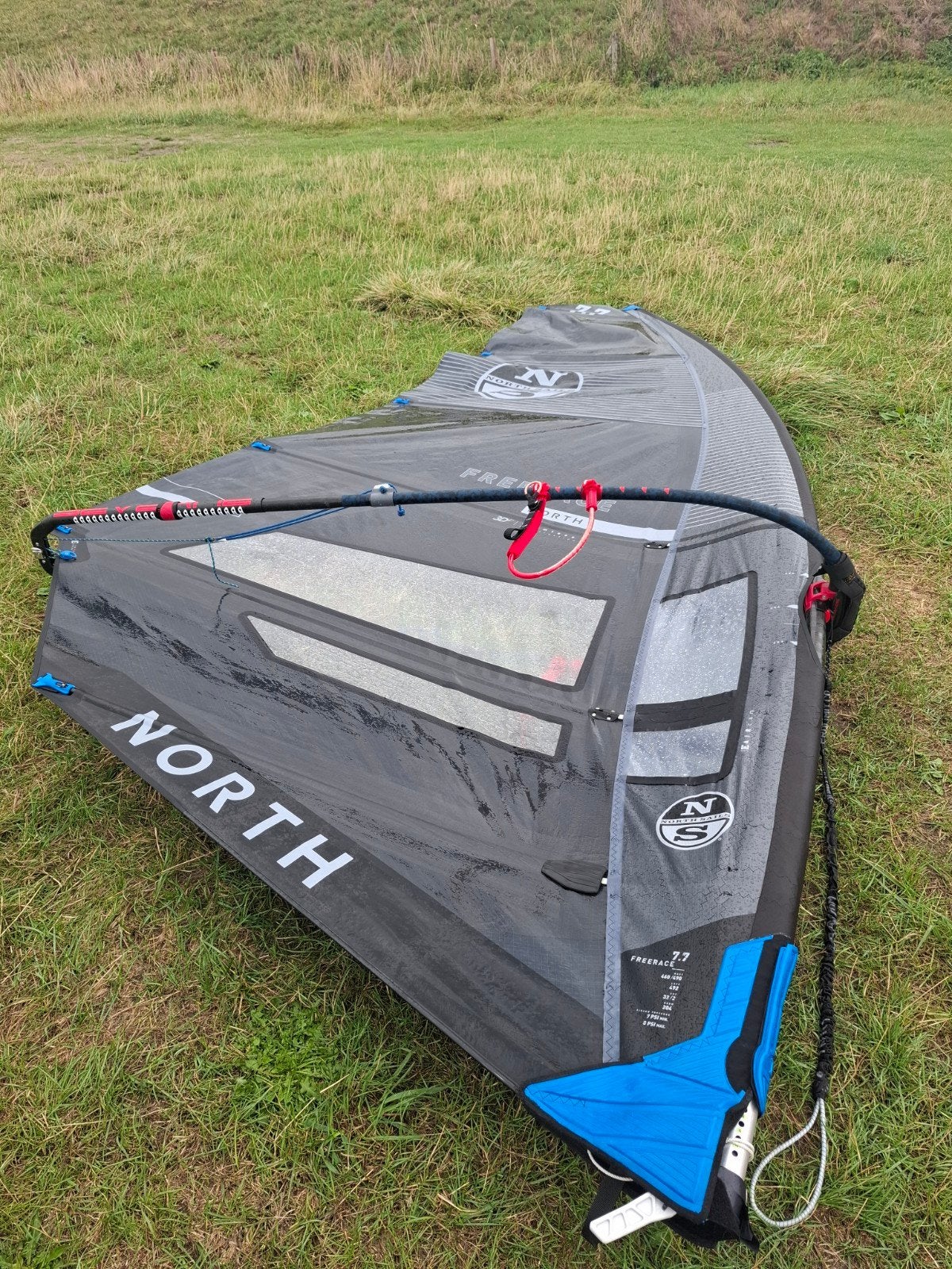 North Freerace 3Di, maten 6.0, 6.8 en 7.7, zgan., Watersport en Boten, Windsurfen, Ophalen, Zeil