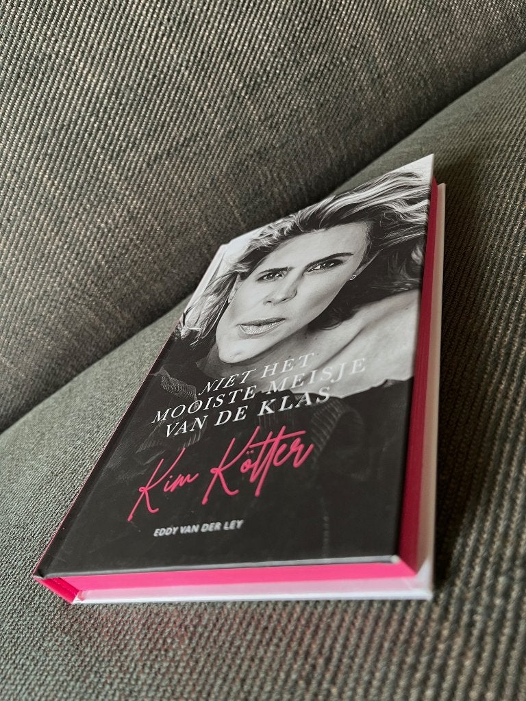 Kim Kötter - Niet het mooiste meisje van de klas. (2021), Boeken, Biografieën, Overige, Ophalen of Verzenden, Zo goed als nieuw