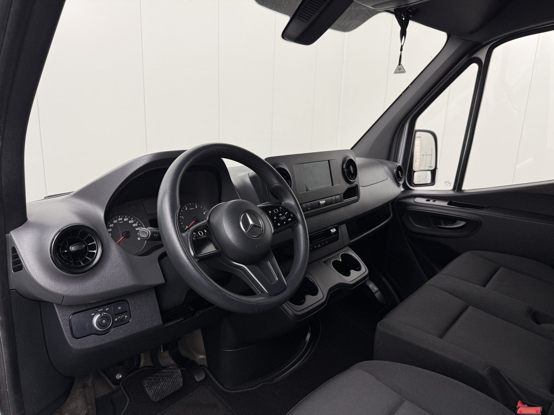 Mercedes-Benz Sprinter 9G-Tronic Automaat L2H2 | Multimedia, Automaat, Gebruikt, Euro 6, 150 pk