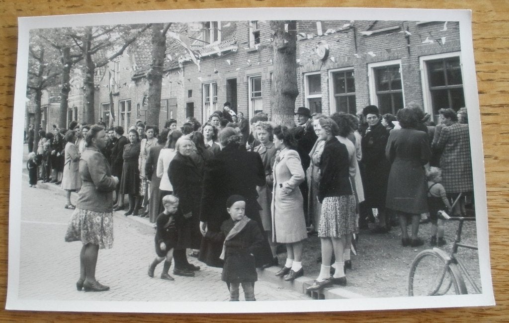 Foto kaart Nieuw-Beijerland bezoek Prins Bernhard 1948, Ophalen of Verzenden, 1940 tot 1960, Ongelopen, Zuid-Holland