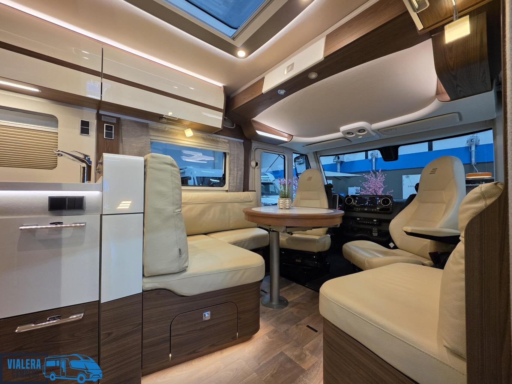 Hymer BML-I 880 *Automaat 170pk*Levelsysteem* BOMVOL!, Caravans en Kamperen, 9 tot 10 meter, Bedrijf, Diesel, Hymer