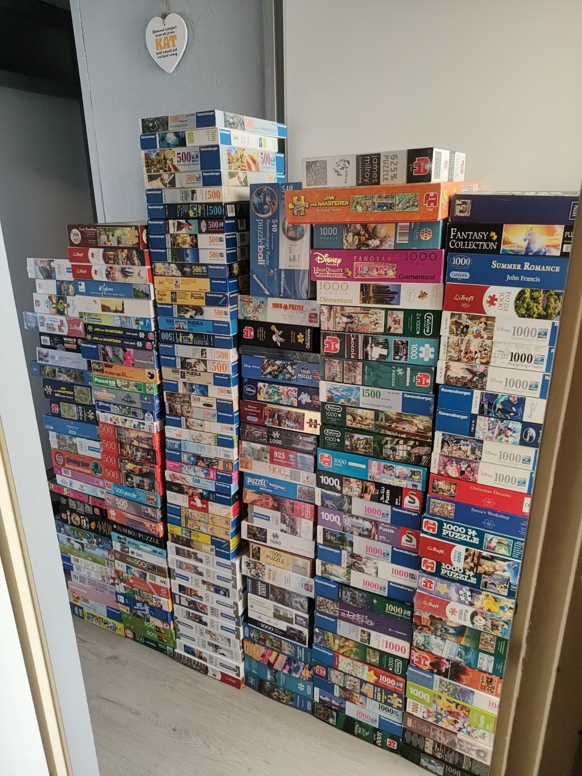 180+ puzzels te koop max 2000 stukjes, zitten ook nieuwe bij, Ophalen of Verzenden, 500 t/m 1500 stukjes, Zo goed als nieuw, Legpuzzel