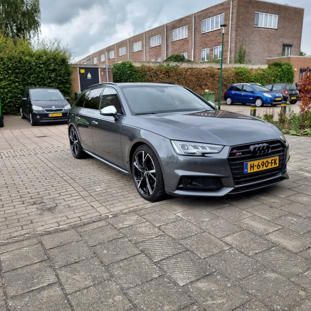 Audi S4 3.0TFSI 260KW Quatt.av Ttr-8 2018 Grijs, Auto's, Zwart, 2995 cc, 1650 kg, Alcantara