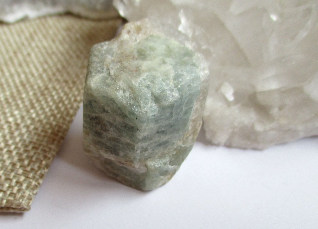 Beryl Heliodoor steen - ruw, Ophalen of Verzenden, Mineraal