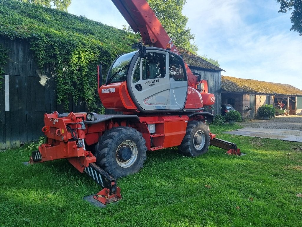 Manitou Roterende Verreiker MRT2540 Turbo 8815uur Bwjr 2008, Ophalen, Verreiker