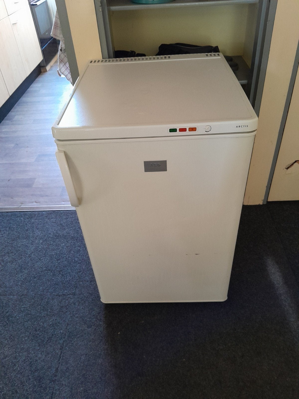 aeg vriezer met 3 laden, Gebruikt, Minder dan 85 cm, Minder dan 60 cm, Vrijstaand