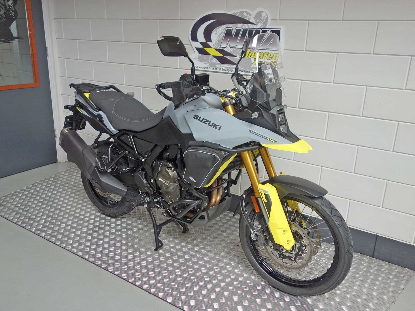 SUZUKI V-STROM 800 DE, Bedrijf, Onbekend, Meer dan 35 kW, Overig