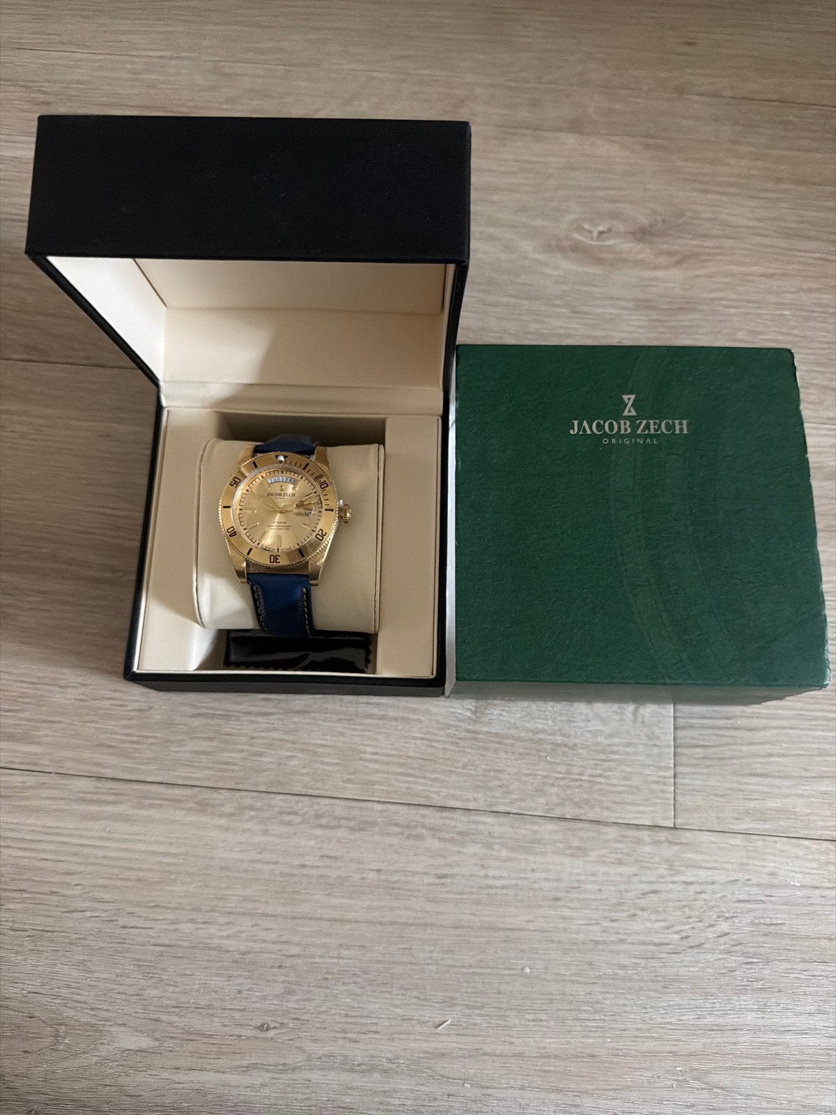 Jacob Zech Origineel Horloge - Goudkleurig met Blauw Bandje, Overige merken, Overige materialen, Leer, Polshorloge