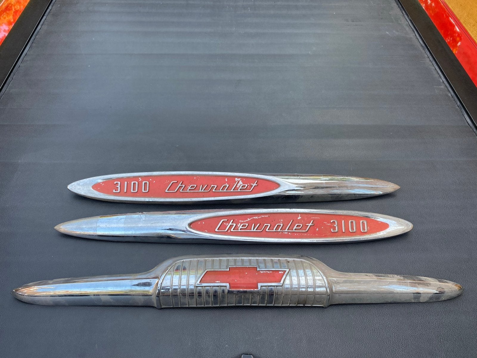 Emblemen set voor Chevrolet Pickup 3100 (1957), Auto-onderdelen, Ophalen of Verzenden, Gebruikt, Chevrolet