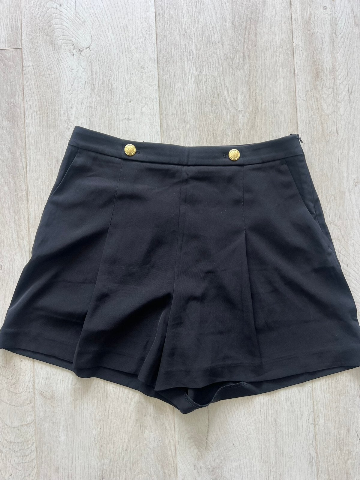 H&m short zwart maat L, Ophalen of Verzenden, Zo goed als nieuw, Zwart, Kort
