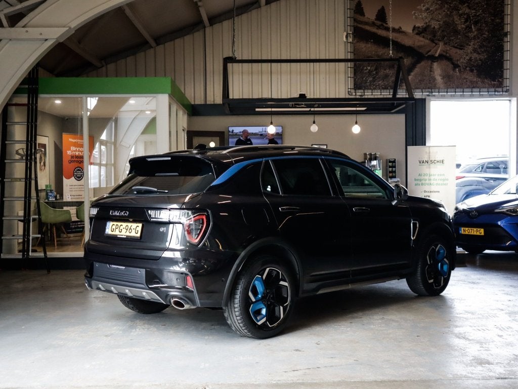 Lynk & Co 01