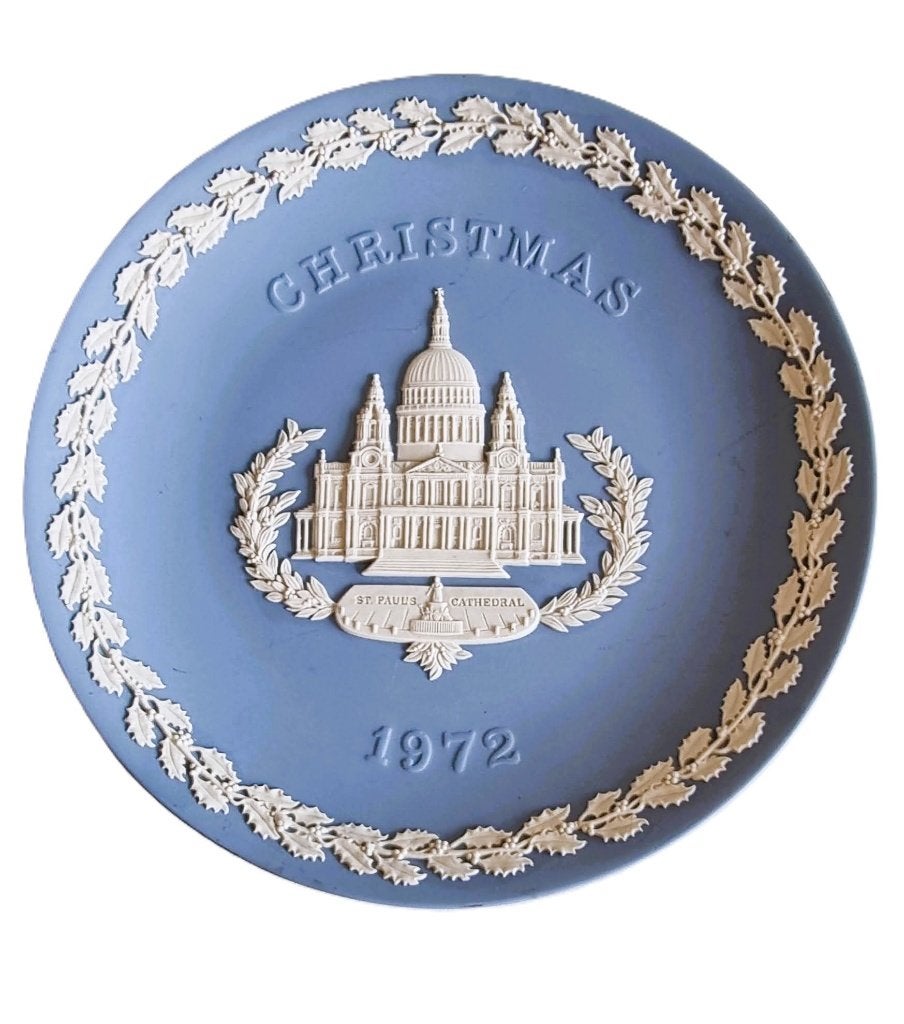 Engels Wedgwood porselein schaaltje 1972., Ophalen of Verzenden, Zo goed als nieuw, Porselein, Bord of Schaal