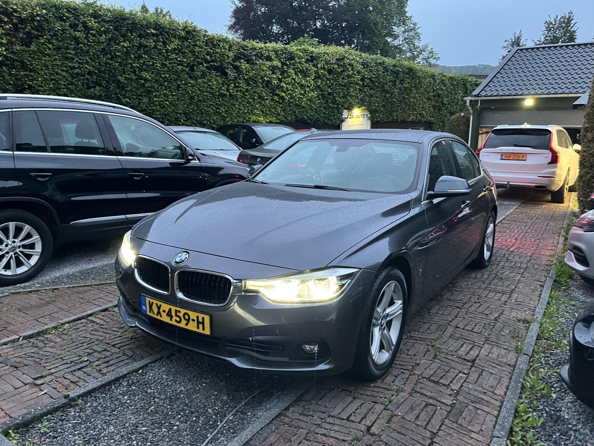 BMW 3-serie 330e Centennial Executive AUT 12-2016 LEDER NAVI, Automaat, Achterwielaandrijving, Gebruikt, 4 cilinders