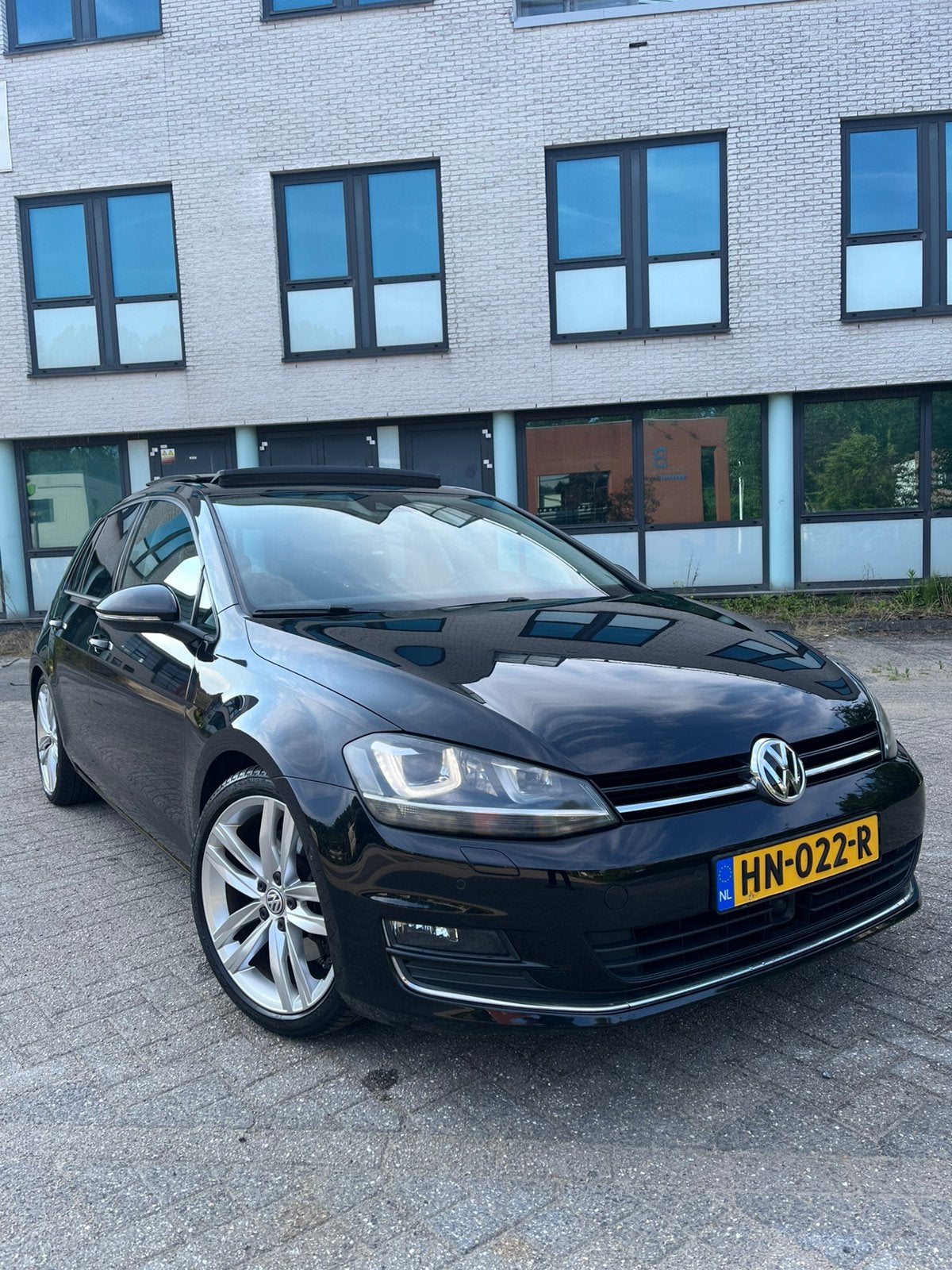 Volkswagen Golf 1.4 TSI 103KW DSG/ACC/PANO/LEER/CAM/KEYLES, Zwart, Zwart, Leder, 1395 cc